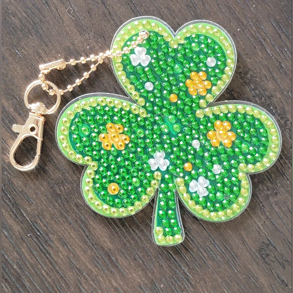 St. Patrick's Day Diamond Art Purse/Keychain Charms 3/$15 - Picture 4 of 5